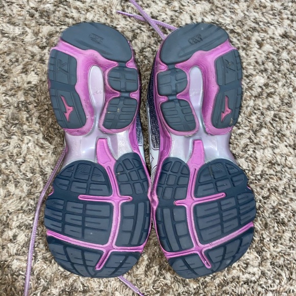 Mizuno Wave Rider 16 - Picture 4 of 7